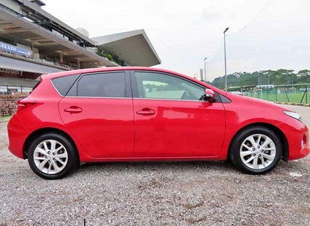 2015 TOYOTA AURIS full