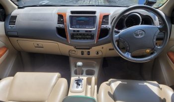 TOYOTA FORTUNER – 2011 full